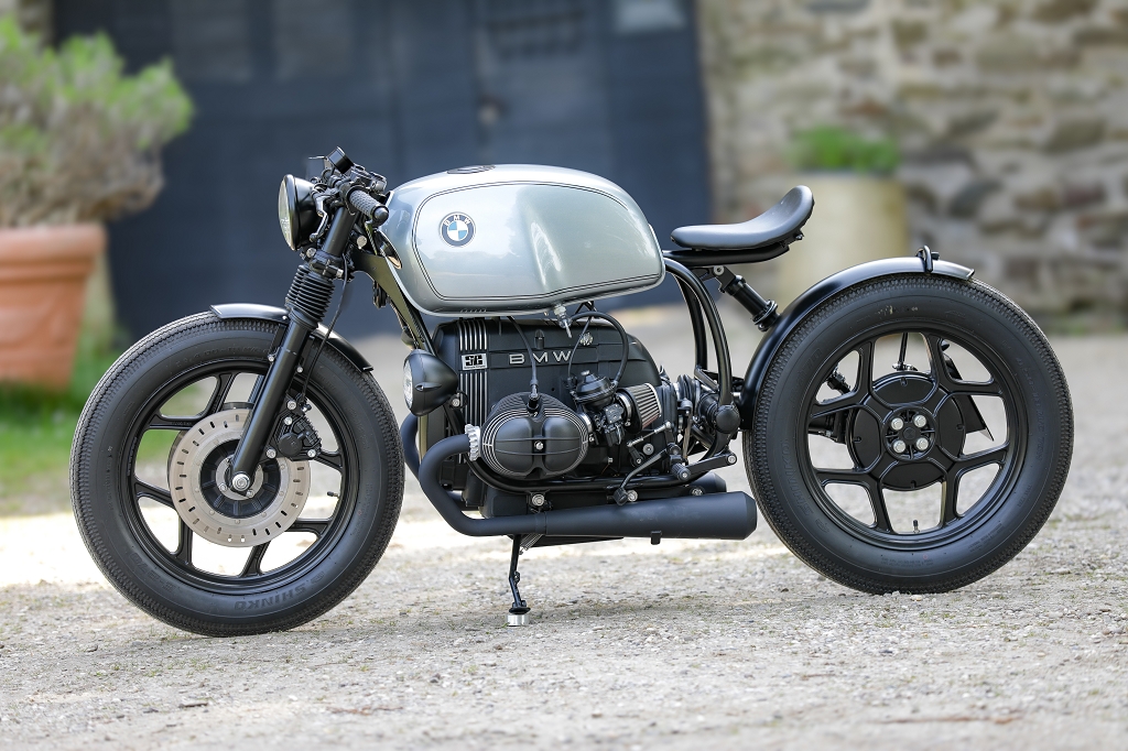BMW SE Scrambler in Action