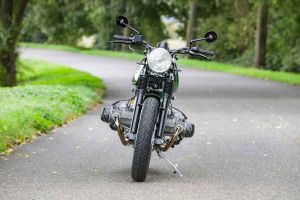BMW Cafe Racer SE Concept Bike Classic Silver Green