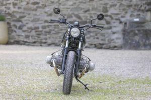 BMW Cafe Racer SE Concept Bike Classic black
