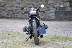 BMW Bobber SE Concept Bike Racer classic gray