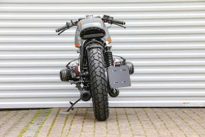 BMW Bobber SE Concept Bike Racer Edition gray orange