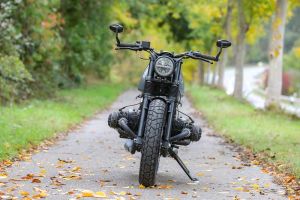 BMW Bobber Concept Bike Paralever
