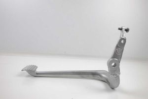 BMW Twinshock Bremspedal für SE Bobber Auspuff modifizieren
