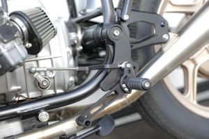 SE Fußrasten-Komplettanlage für BMW R65 R80 R100 Monolever