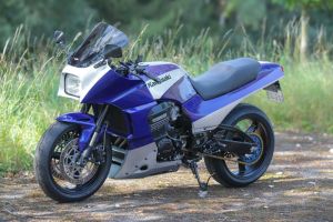 Kawasaki GPZ 900R Superbike mit 1030ccm