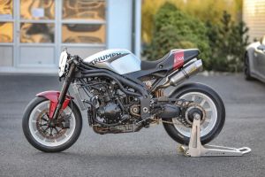 Triumph Speed Triple X