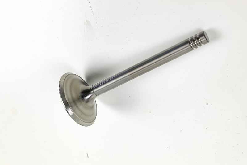 R80 R90 R100 exhaust valve nitrided 40mm with 8mm stem seat angle 45°