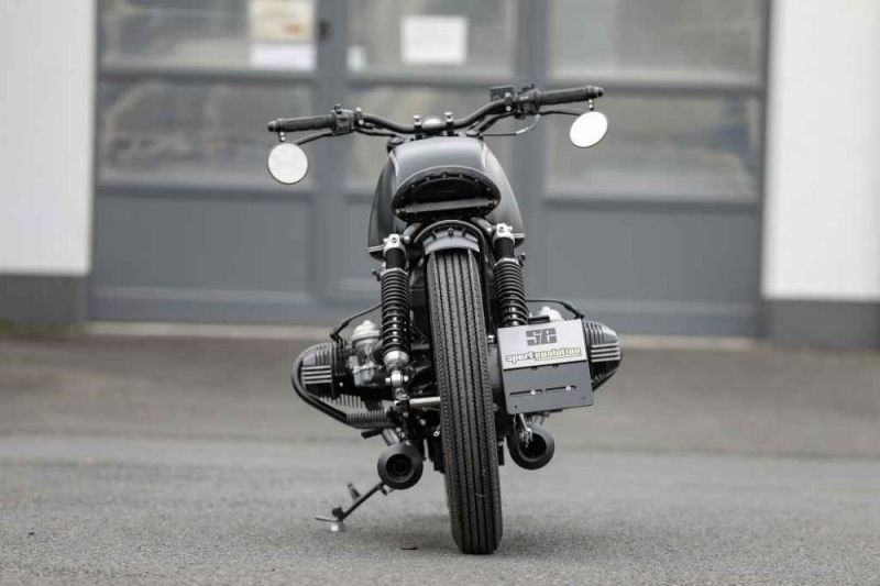 BMW Bobber SE Concept Bike Twinshock black series