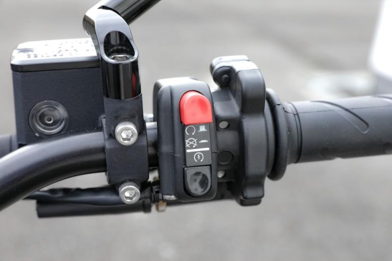 Motor function handlebar switch right side