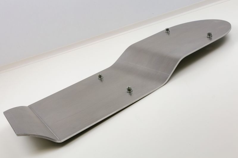 Seat base plate for SE rear frame with step short self-supporting